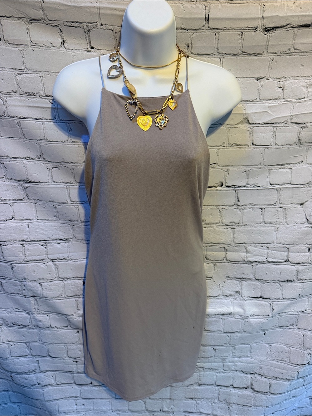 Forever 21 taupe/gray sleeveless mini dress, size Medium.